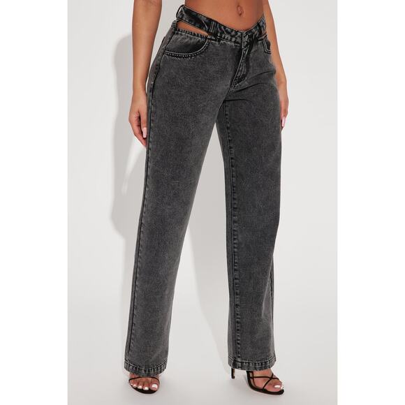 Fashion Nova Got A Secret V Front Straight Leg High Rise Jeans Size 18 NWT Gray - Picture 12 of 12